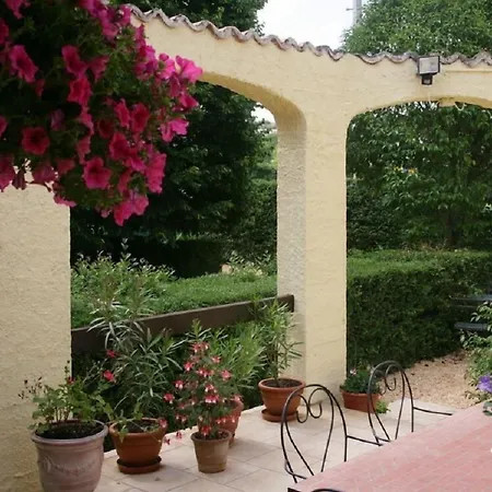 Couette-café Les Jardins D'avene