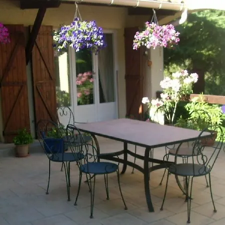 Couette-café Les Jardins D'avene *